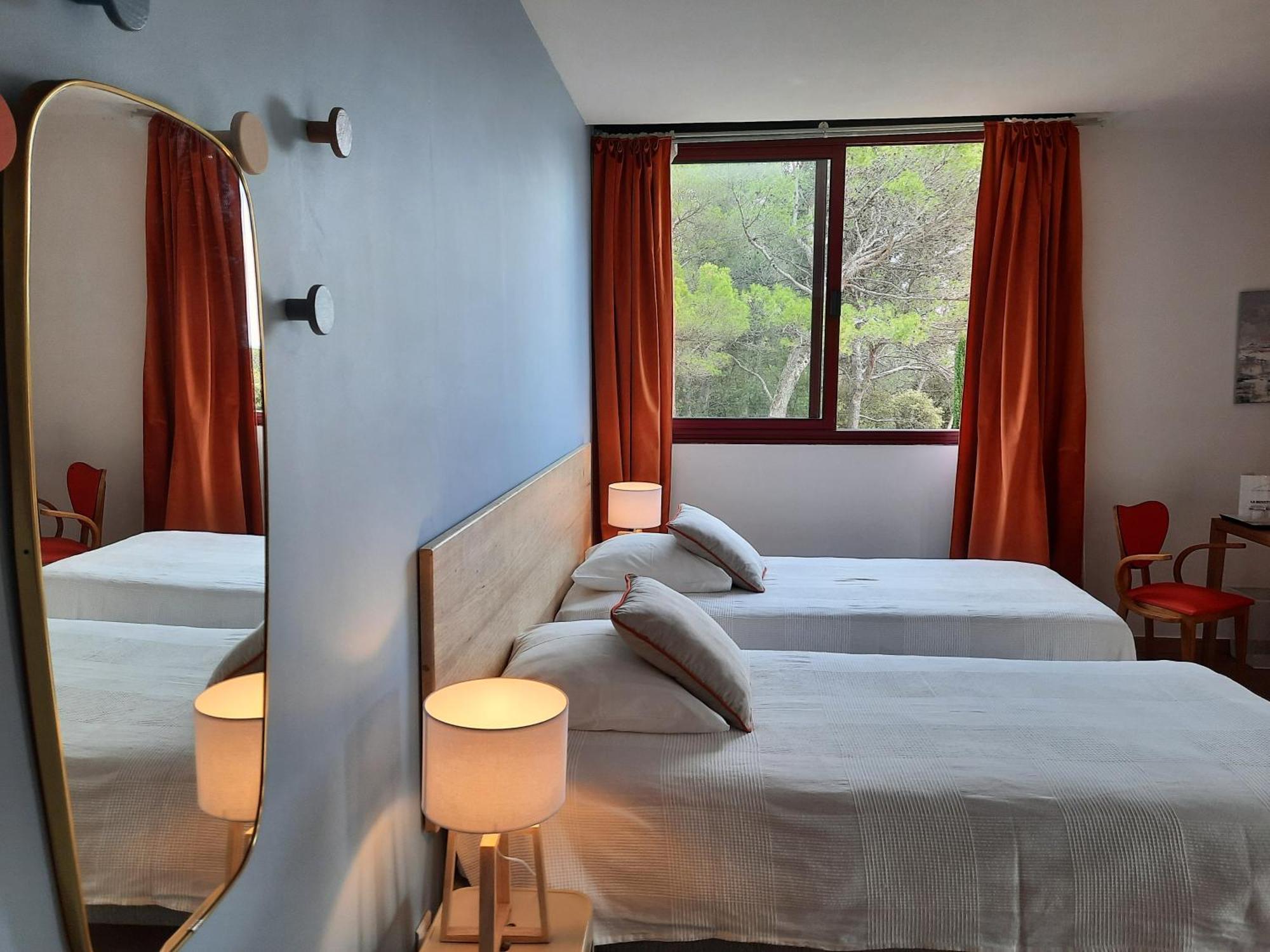Le Clos Des Chenes Lagarde-Pareol ภายนอก รูปภาพ